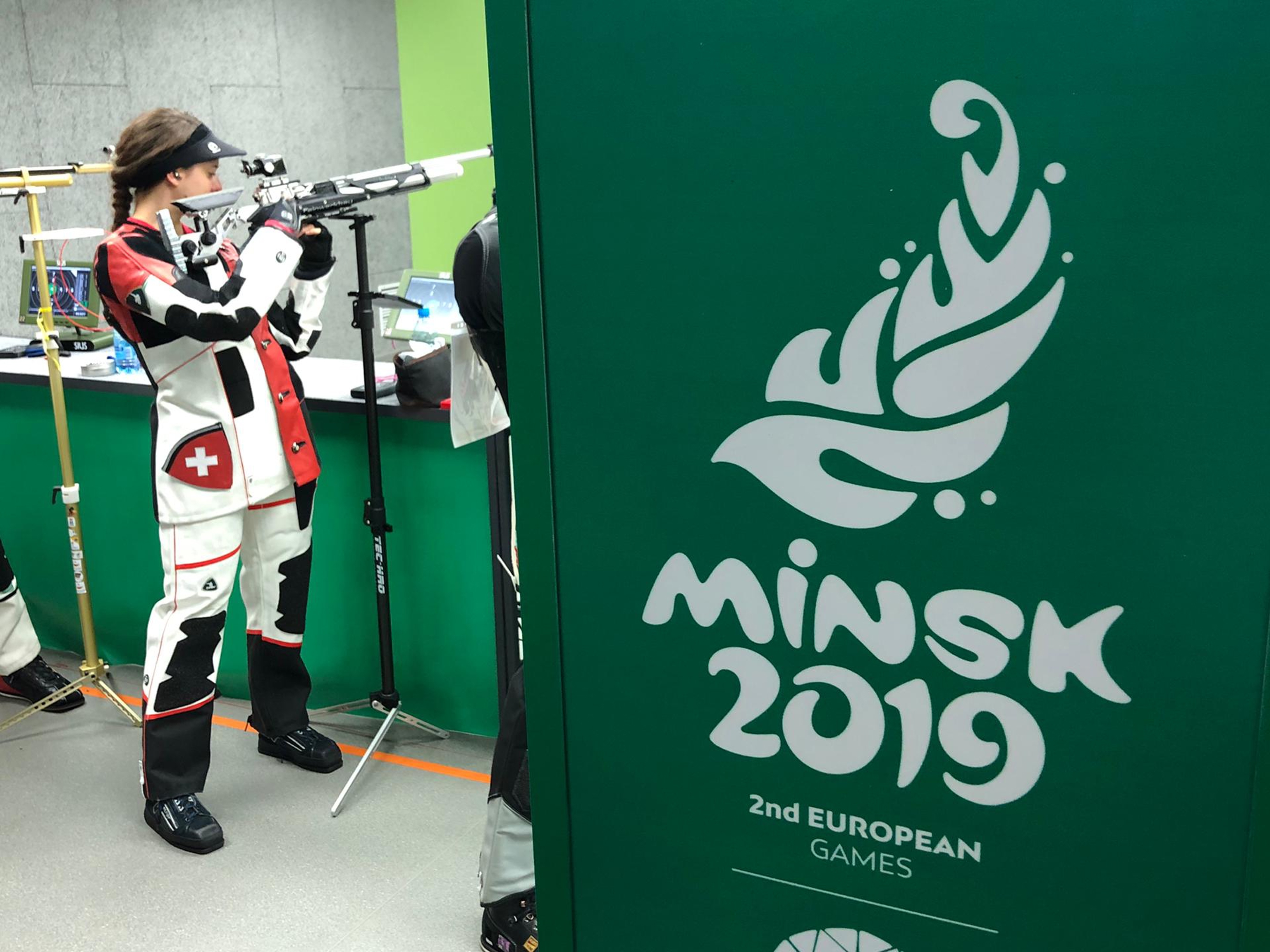 Petra Lustenberger in der Luftgewehranlage der European Games Minsk.