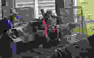 K1600_denzlerrolf22a.JPG Rolf Denzler bewahrte Ruhe und schoss zum Schluss mit der freien Waffe das überragende Siegerresultat; hinten der zweitplatzierte Peter Haltiner.