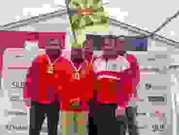 Bild Sieger .jpg Die glücklichen Sieger aus Lausanne: Alvaro Garcia, Gérald Hippias, Cédric Grisoni, Trainer François Barrat und Michael Writschi.