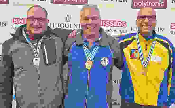 Drei zufriedene neue Meister: Walter Schumacher (Sturmgewehr 57/03), Peter Haltiner (Standardgewehr) und Alexander Buttazzo (freie Waffe) (v.l.). Es fehlt André Erdin.