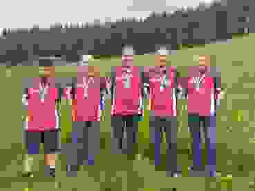 2023 Siegerfoto Feld A Sieger Feld A: Plaffeien-Brünisried 1 (v.l.): Andreas Buntschu, Hans-Peter Egli, Armin Ayer, Raphael Marro, Marcel Dousse.