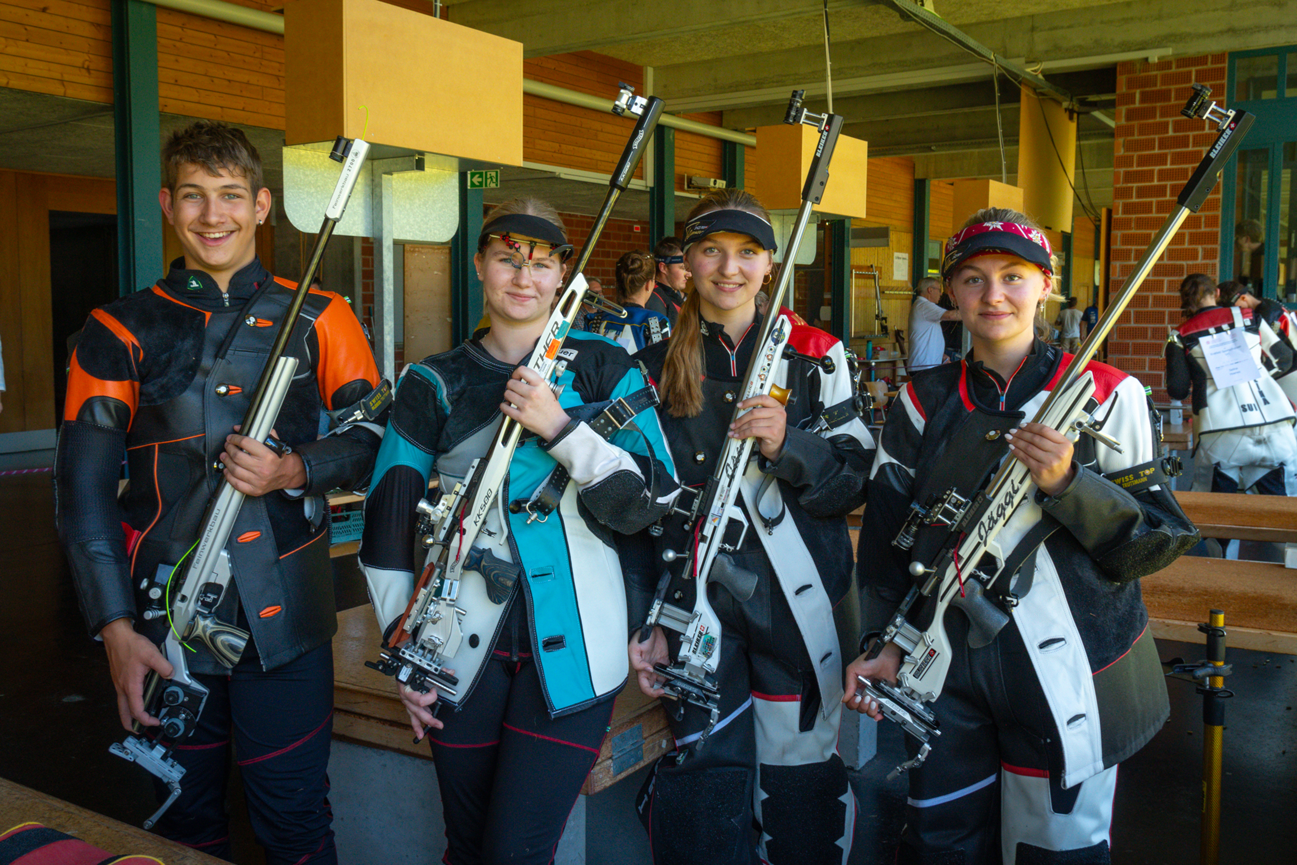 Nils Bader, Anina Hauri, Emely Jäggi und Vivien Jäggi