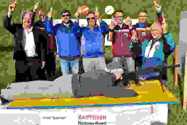 2019-05-21_FS-Wiliberg.JPG Werbung ist kein Selbstläufer. Deshalb liess sich die Schützengesellschaft Wiliberg-Hintermoos etwas einfallen. Under dem Motto «Es goht om d’Worscht» werben sie für das Eidgenössische Feldschiessen.