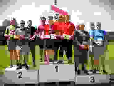 GM Final P25 2. Langenthal Stadtschützen 1. Bätterkinden Jegenstorf 3. PS Huttwil Podest (v.l.): 2. Langenthal Stadtschützen; 1. PS Bätterkinden-Jegenstorf; 3. PS Huttwil.