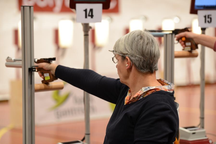 Das Auflageschiessen erfreut sich bei Schützinnen wie Schützen grosser Popularität