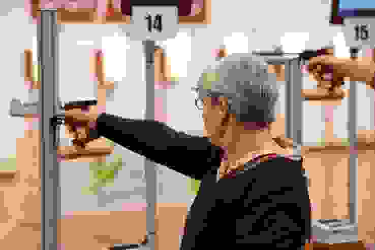 K800_2017-03-02_SM-Auflageschiessen_008.JPG Das Auflageschiessen erfreut sich bei Schützinnen wie Schützen grosser Popularität