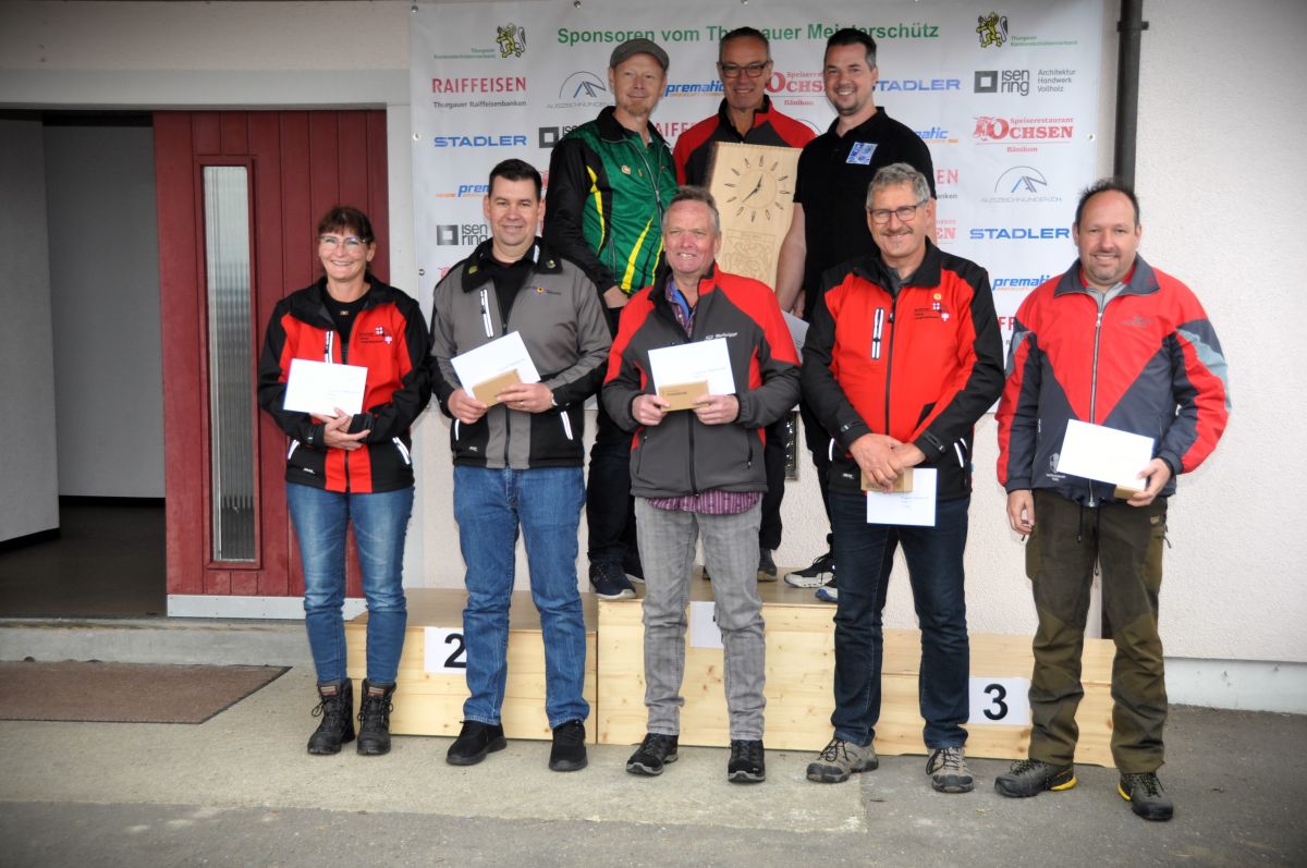 A alle (v.l.): P. Frauenfelder, D. Hollenstein, K. Waldis, S. Marolf, D. Krützmann, H. Brunschwiler, R. Indergand, R. Bosshard.