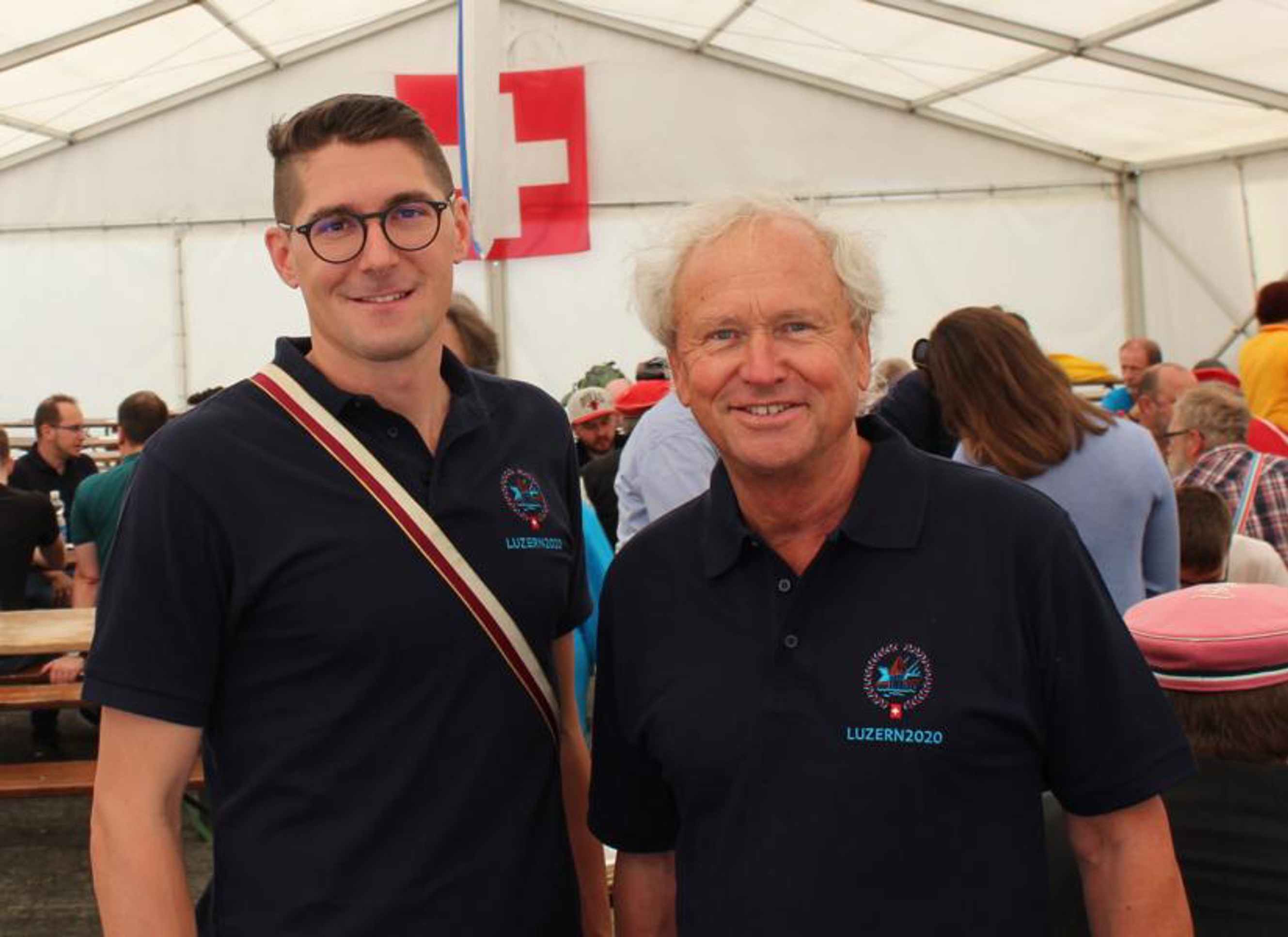 ESF-OK-Chef Paul Winiker (rechts) mit Reto Wassmer vom Schützenverein Schweizerischer Studierender.