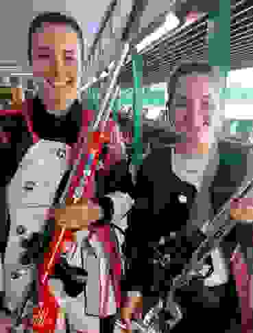 Szabo und Gina.jpg Freude herrscht: Gina Gyger (rechts) und Marta Szabo