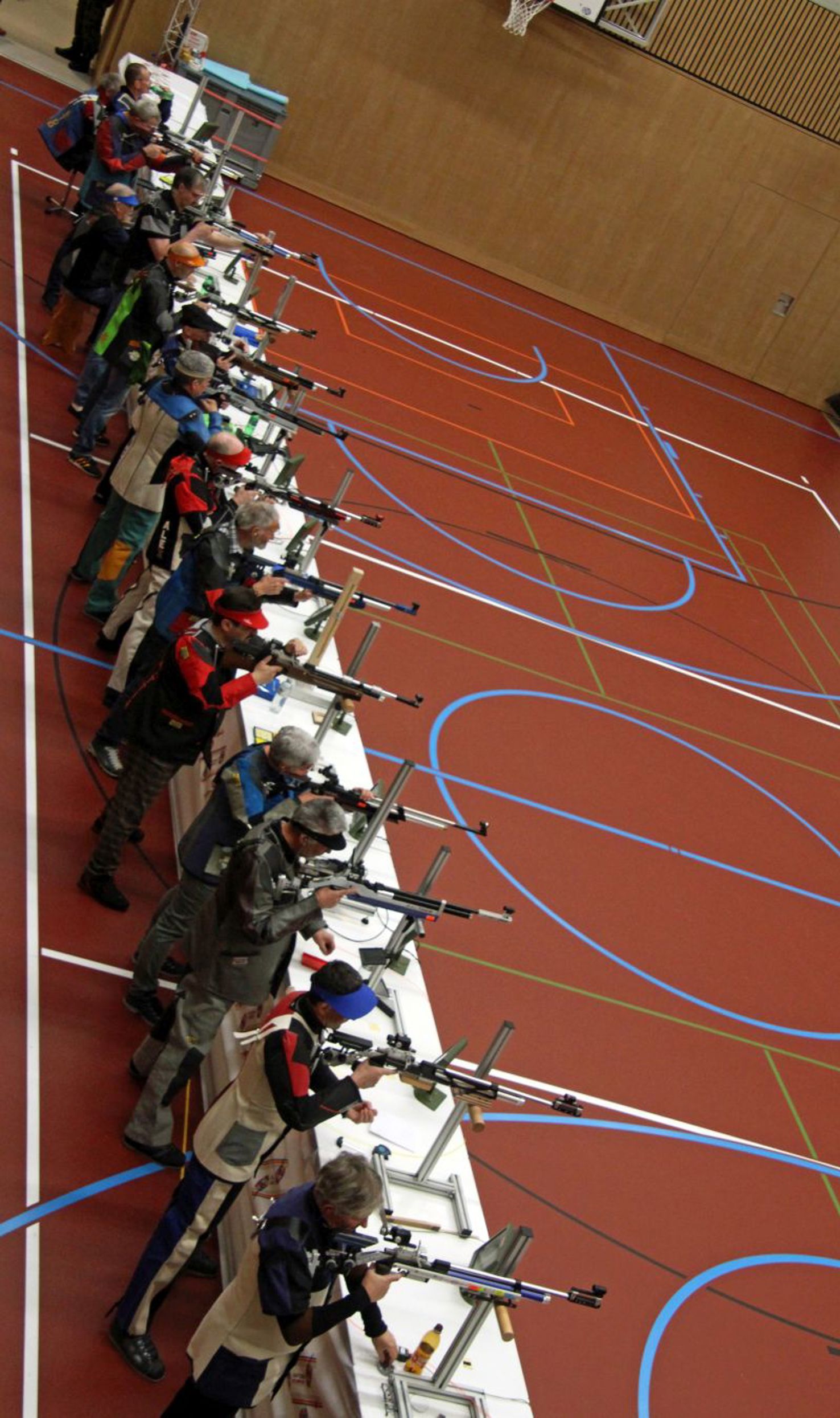 Schützinnen zeigen den Schützen den Meister Schweizer Schiesssport