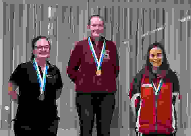 K1024 Damen LP Vlnr. Nicole Blaser, Lauriane Ambrosini, Doris Wälti Frauen P10m (v.l.): Nicole Blaser, Lauriane Ambrosini, Doris Wälti