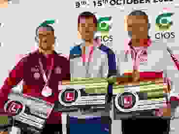 Dufaux Liegend Das Podest: 2. Gilles Dufaux (SUI), 1. Emilien Chassat (FRA), 3. Alexander Schmirl (AUT)