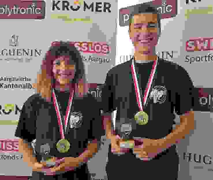 K1600_Rutz.JPG Das Gansinger Siegesduo: Nina Staudacher (U15) und Robin Moser (U21).
