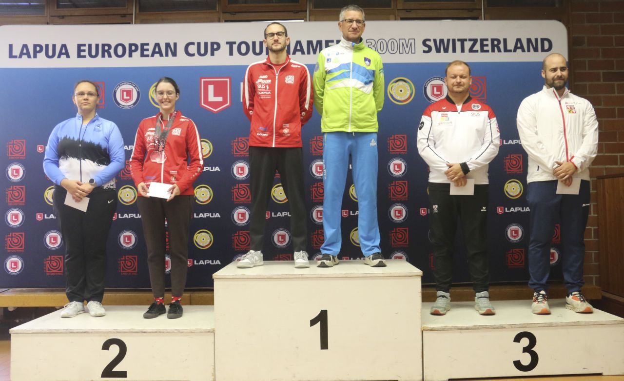 Im abschliessenden Superfinal siegten Gilles Dufaux und Rajmond Debevec (SLO) vor den Duos Marta Szabo/Karina Kotkas (EST) und Alexander Schmirl (AUT)/Ales Entrichel (CZE)