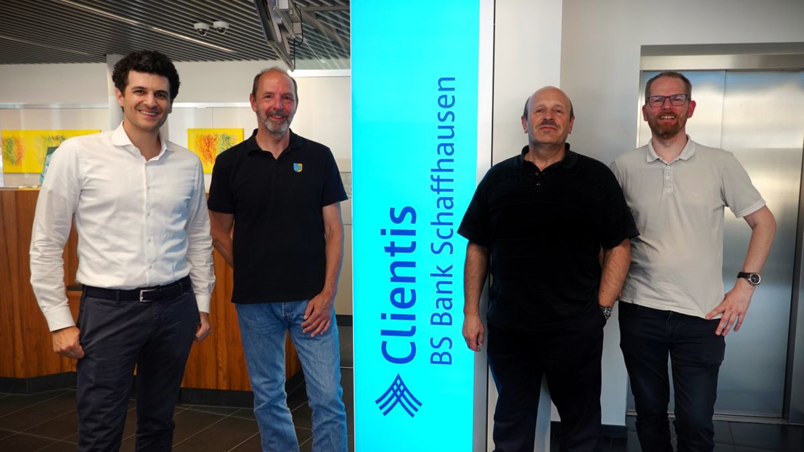 Alessandro Stasolla, Clientis BS Bank; Daniel Würsten, Sieger Feldmeister;  Peter Steiger, 2. Rang Feldmeister und Pascal Herren, Präsident SHKSV (v.l.).
