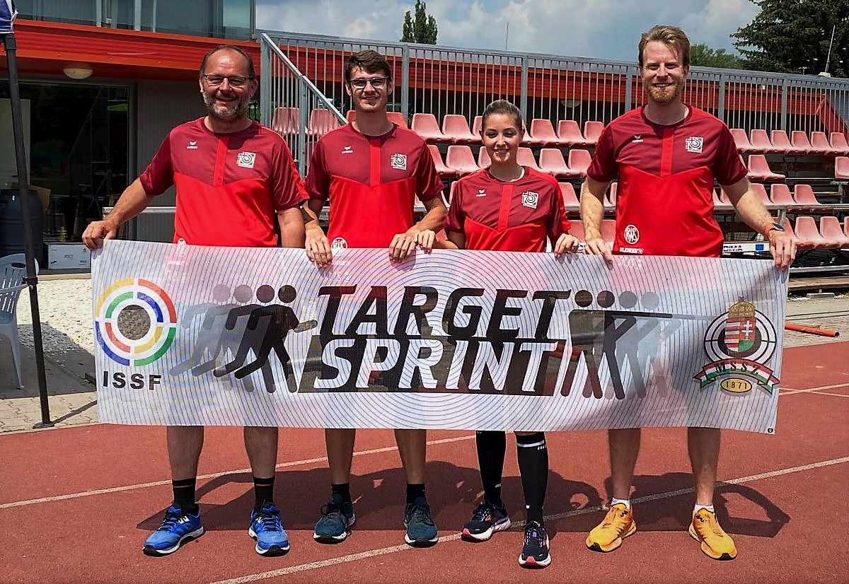 Das Schweizer Team in Ungarn (v.l.): Peter Gilgen, Daniel Bienz, Ramona Elsener, Jonas Schmid.