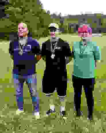 04 2024 Ord 300 Stgw90 Liegend Ordonnanz 300m Stgw 57/02 + Stgw 90 liegend: 2. Hermann Rohner, 1. Jérémie Bosshard, 3. Jessica Snjaric