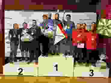 3 Société de tir Les C arabiniers Lausanne - 2 Arquebuse 1 - 1 Stadtschützen Zürich.jpg Podest: 1. Stadtschützen Zürich; 2. Arquebuse 1; 3. Société de tir Les C arabiniers Lausanne.