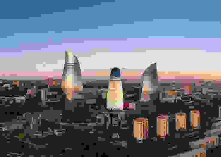 K1024 Lloyd Alozie Wx 9Zhierpg Unsplash Skyline von Baku. Bild: Llyod Alozie_unsplash