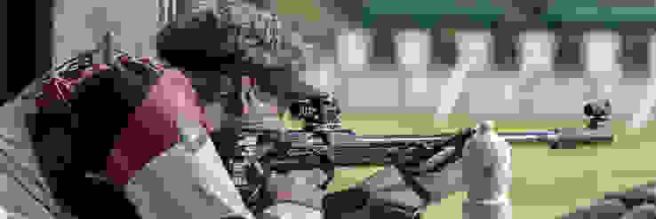 Jan-flach.jpg Jan Lochbihler wurde seiner Favoritenrolle gerecht und siegte im Liegendmatch Gewehr 50m dank einem fulminanten Schlussspurt.