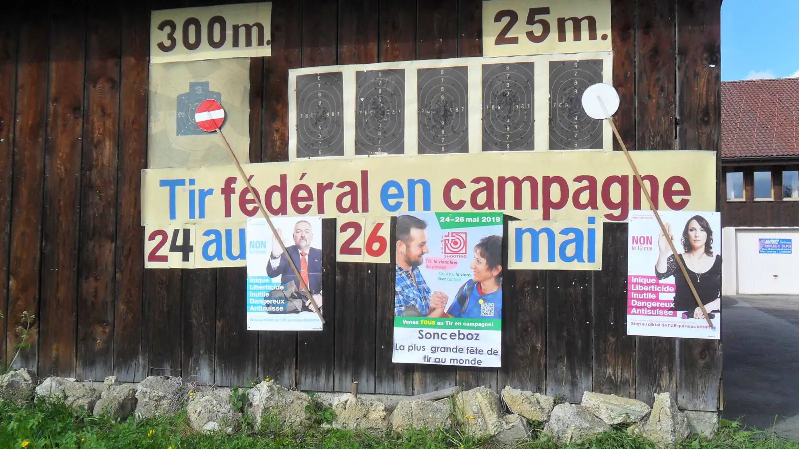 Werbung fürs Feldschiessen in Sonceboz