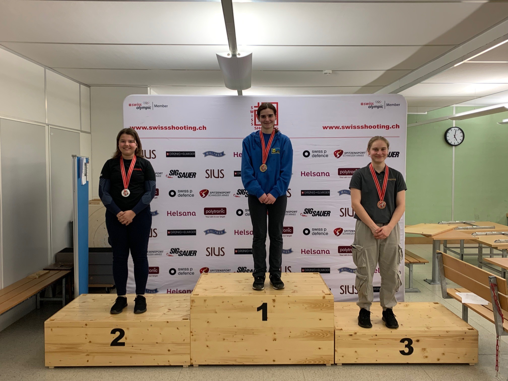 Podest U17 D (v.l.): Corinne Jöhl (Sportschützen Glarnerland), Kaya Staub (Schönholzwilen Sport), Lara Vaucher (Guggisberg Militär)
