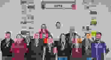 K1600_Sieger SM 10.JPG Obere Reihe (v.l.): Wälti Esther, Nguyen Minh-Tâm, Fasel Roland
Unten (v.l.): Poffet Marco, Kaeser Bruno, Cotting Patrick, Blatti Ueli, Rumo Laura, Sturny Tina, Waeber Jessica, Zumofen Cyrill, Emmenegger Gregory