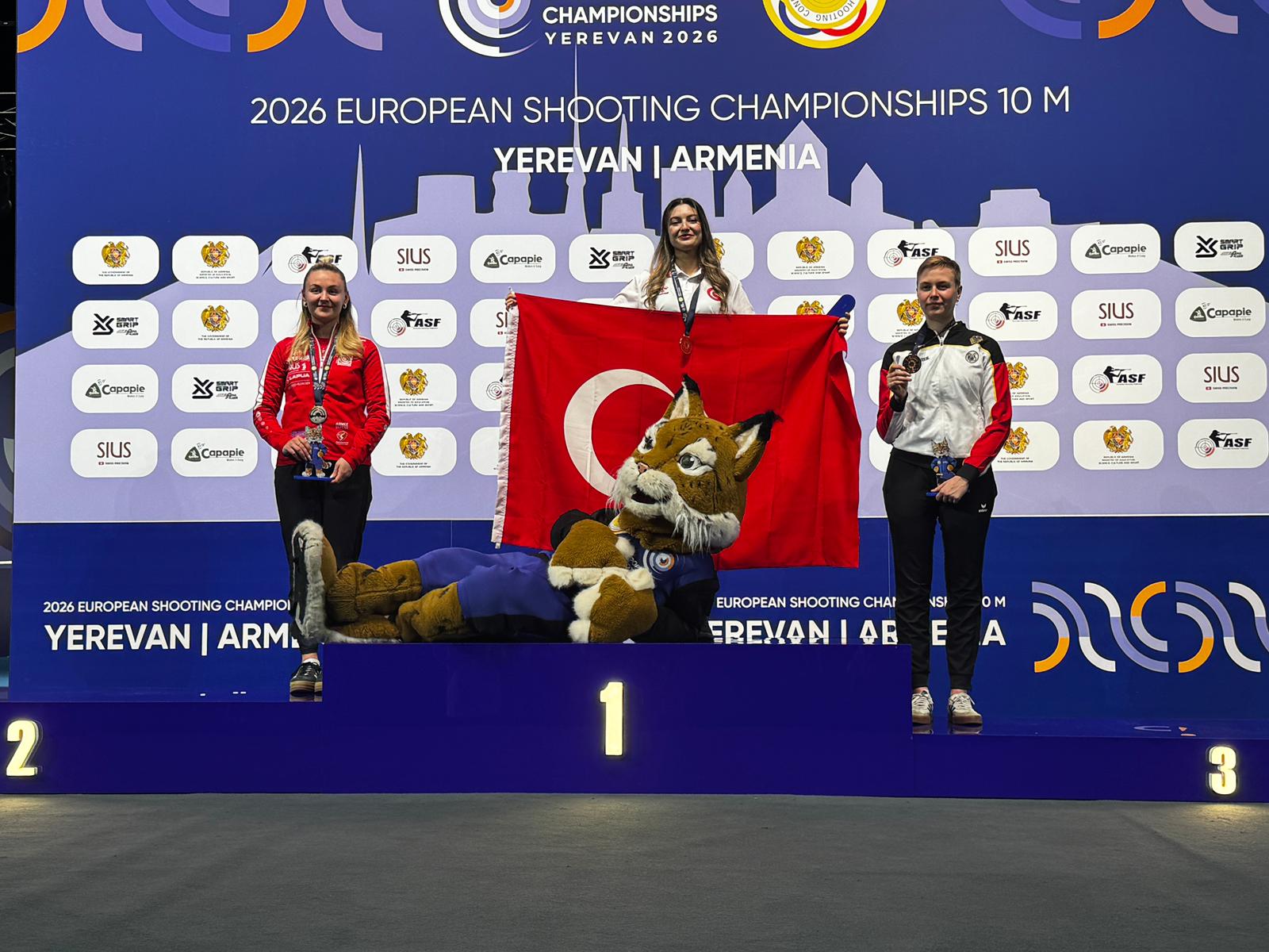 Gewehr 10m Solo Frauen: 1. Damla Kose (TUR); 2. Vivien Jäggi (SUI); 3. Hanna Bühlmeyer (GER)