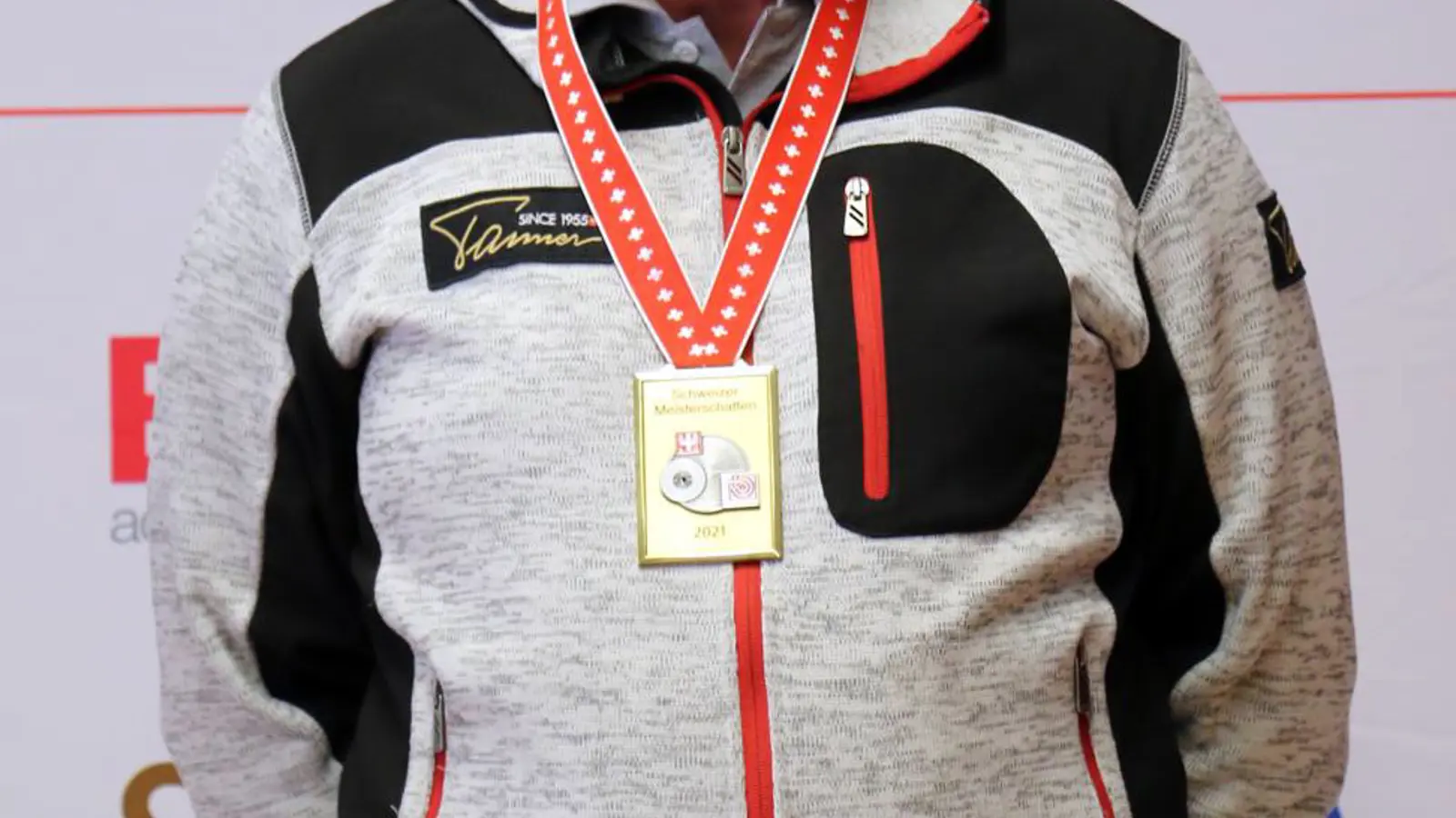 Rolf Denzler mit Goldmedaille