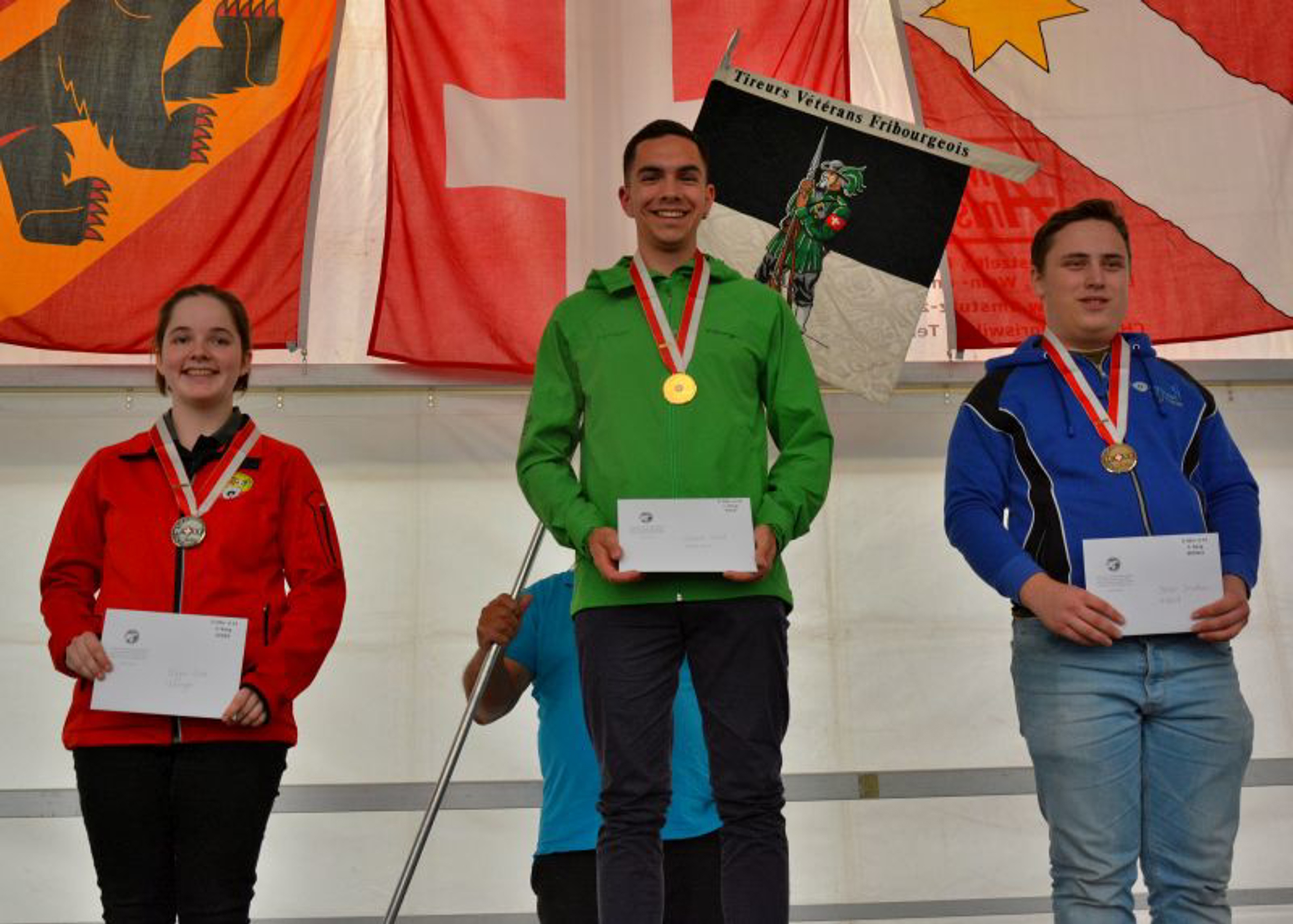 Gewehr 50m U21 (vl): Gina Gyger (2.); David Gabriel (1.); 3. Jonathan Steiner (3.).