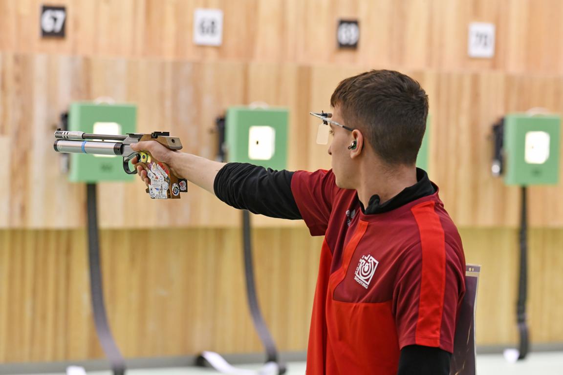 Jason Solari im Qualifikations-Wettkampf P10m. Foto: Jürgen Heise