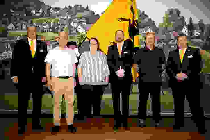 Vorstand Die Mitglieder des SHKSV Vorstandes (v.l.): Alain Schneider, Daniel Zweifel, Yvonne Fischer, Pascal Herren, Peter Steiger und Franz Baumann.