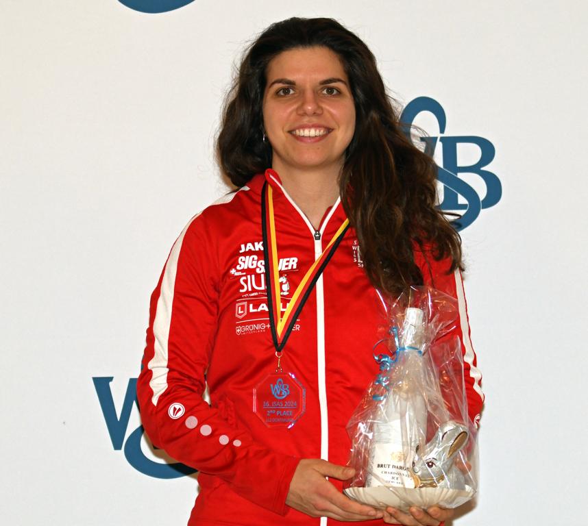 Chiara Leone war in Dortmund in den Druckluftdisziplinen mit je einmal Silber und Bronze die stärkste Schweizer Schützin.
Bild: Jürgen Heise, German Shooting News