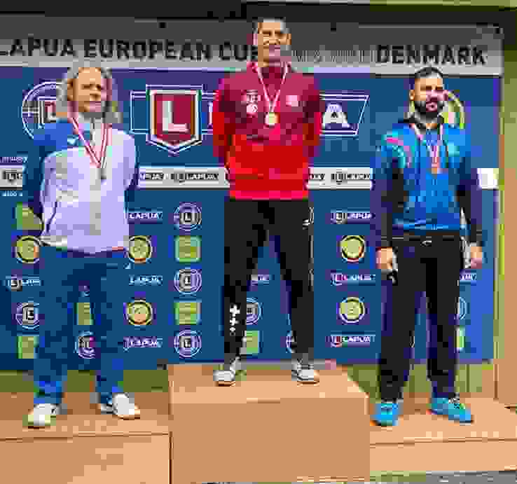 EC-Aarhus_Podest-Zentralfeuer_Einzel.jpg 1. Steve Demierre (SUI), 2. Alban Pierson (FRA), 3. Ruslan Lunev (AZE)