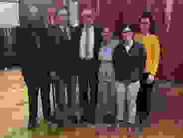 2018-12-18_VBS-Empfang_002.JPG Sportminister Guy Parmelin umringt von den Schweizer Spitzenschützinnen und -schützen Andrea Brühlmann (rechts), Marina Schnider, Silvia Guignard, Jan Lochbihler und Marcel Ackermann.