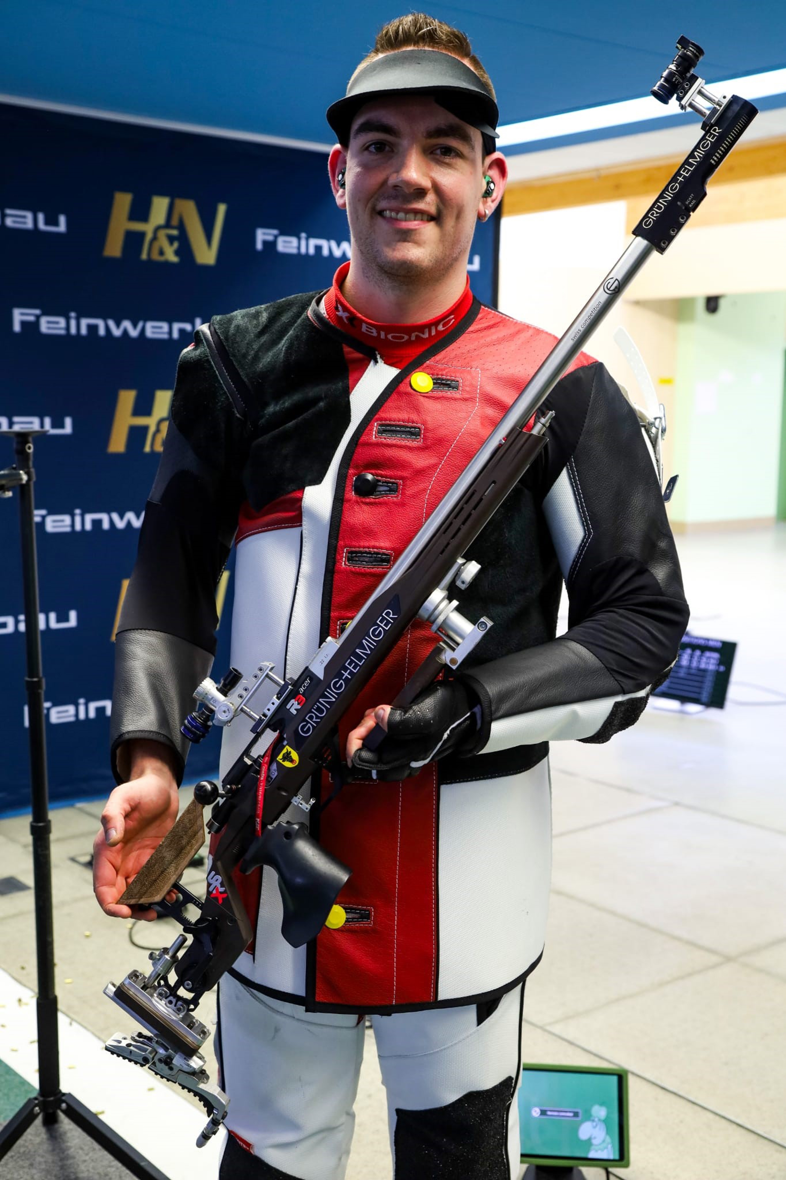 Stark: Fabio Wyrsch gewinnt mit 1087 Punkten Silber in der Dreistellung.
