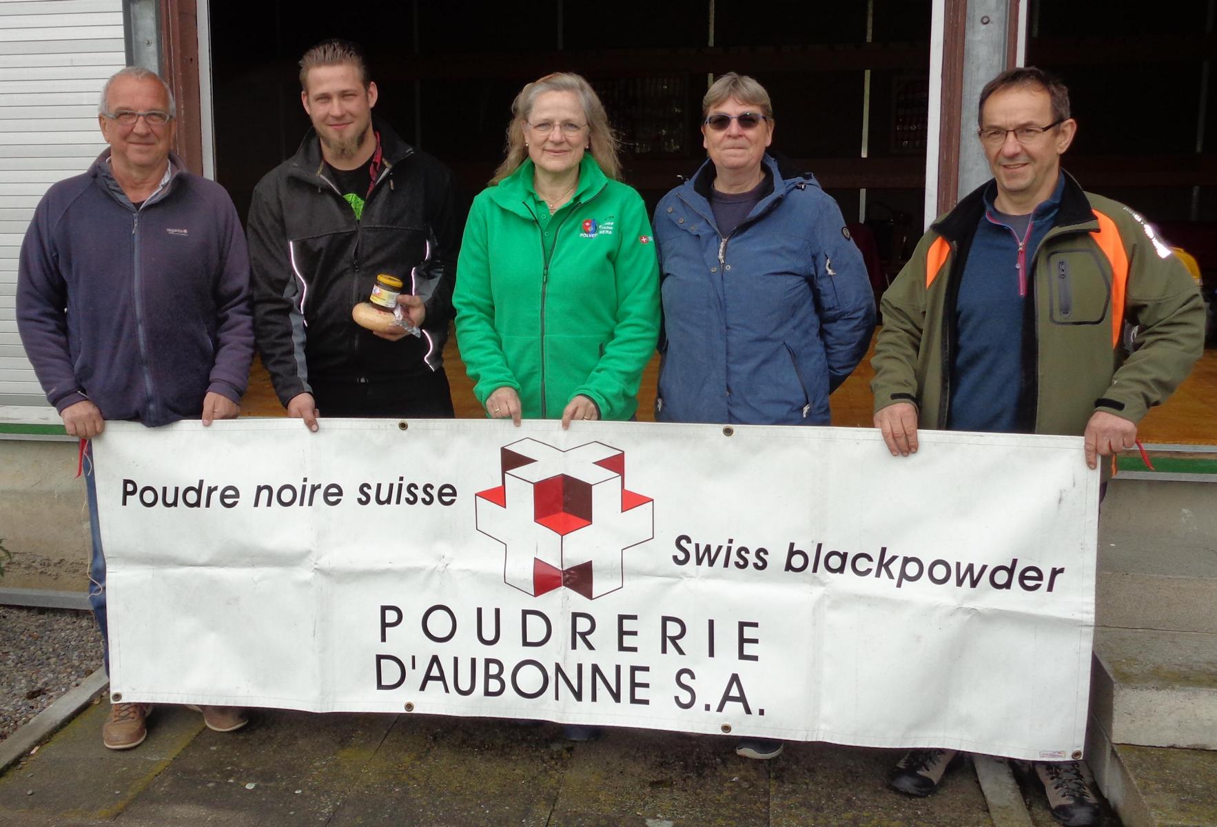 Die Sieger des Internationalen in Oberendfelden 2019 (v.l.): Erwin Locher, Andreas Holdener, Sigrid Giussani-Kempf, Katharina Stierli und Hans-Peter Rüfenacht. Es fehlen Bruno Reber und Livi Pablito