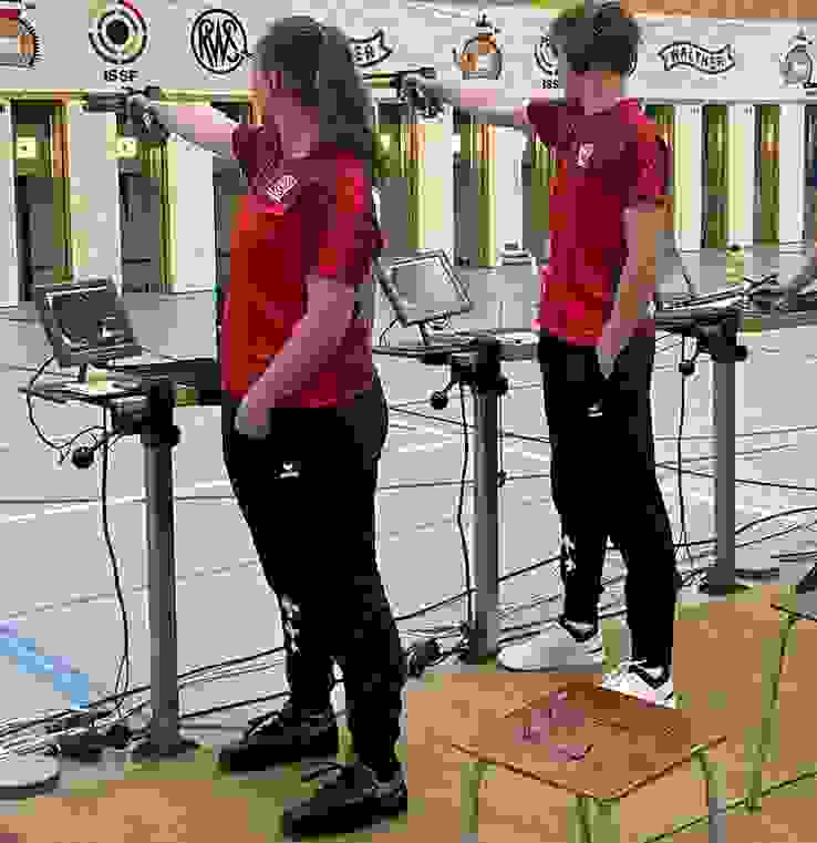 Mixed-Team-Pistole_Suhl.jpg Jessica Waeber und Patrick Roggli.