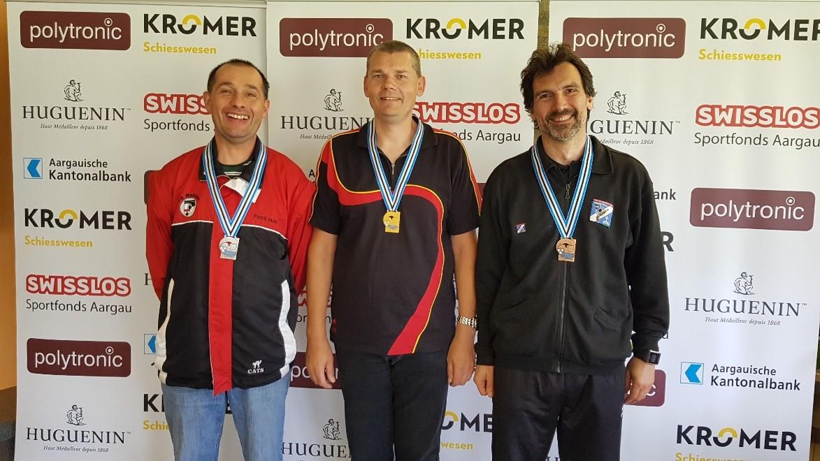 Meistertitel in der «Königsdisziplin» souverän im A-Match verteidigt: Dieter Grossen (Mitte) vor Patrik Hunn (links) und Stefan Vögele (rechts).