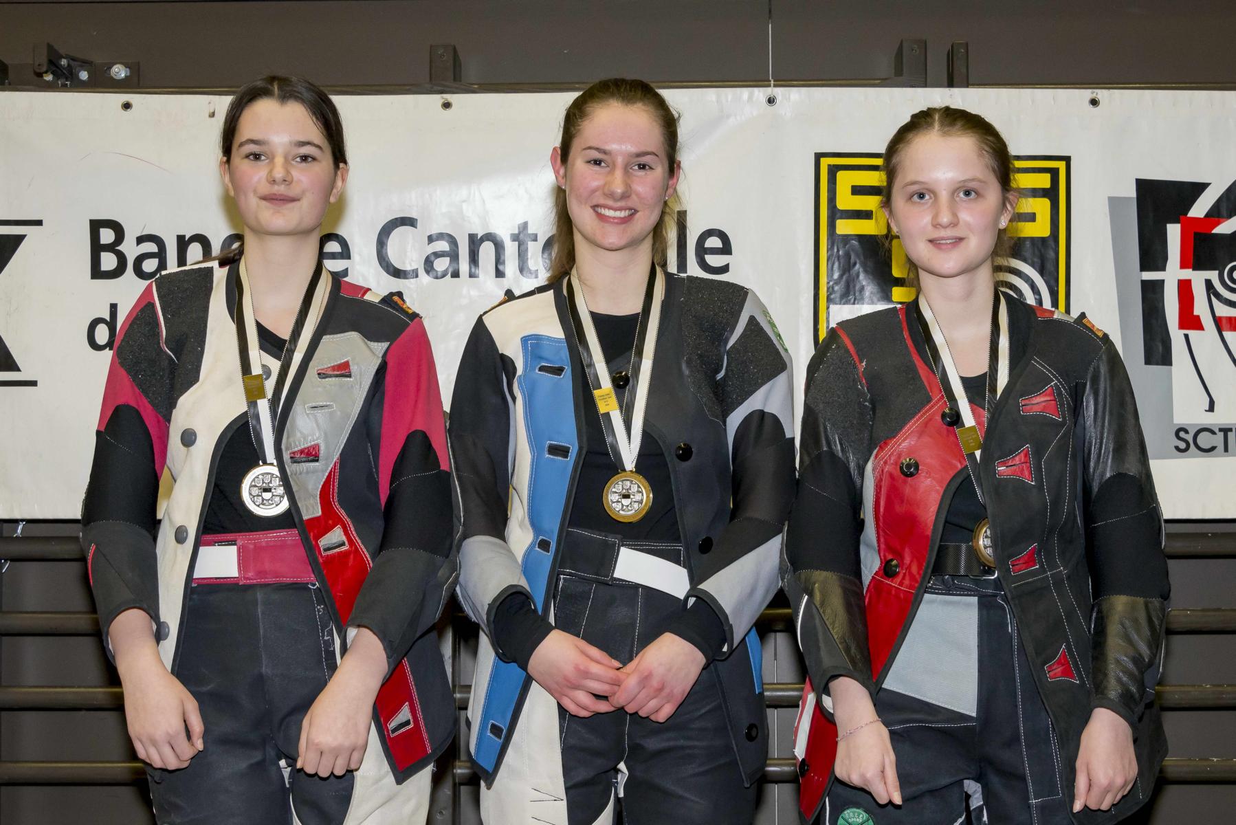 Das Podest Gewehr 10m U17 (v.l.): Enya Zbinden, Lea Sturny und Mélissa Maag.