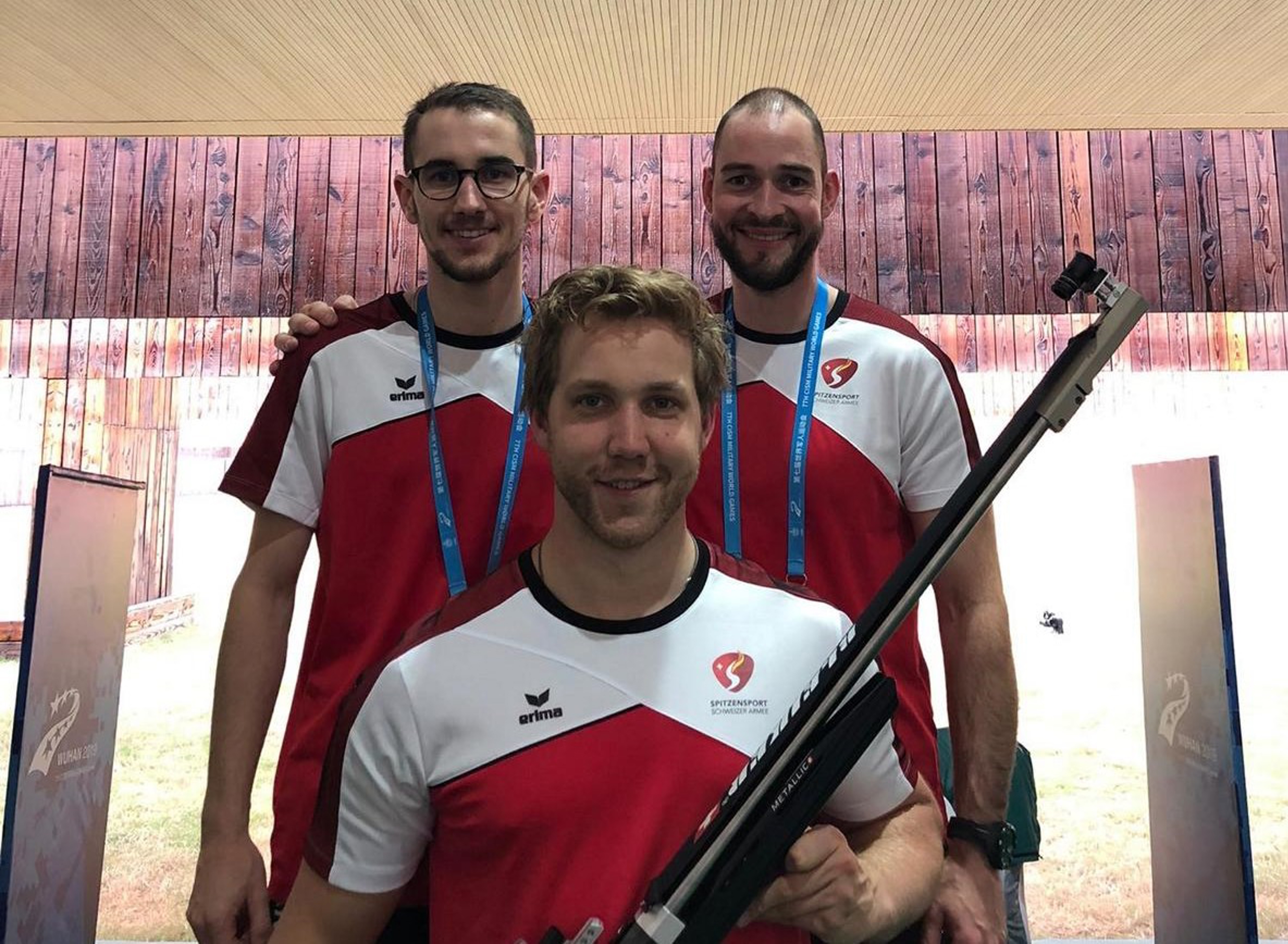Das Bronze-Trio: Gilles Daufaux, Rafael Bereuter (obere Reihe v.l.) und Jan Lochbihler.