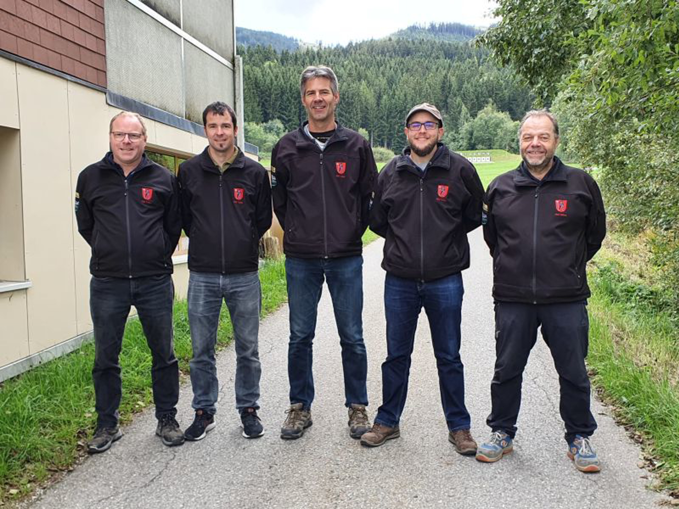 Die strahlenden Sieger Tafers (vl): Manuel Schmid, Marco Poffet, Heribert Sturny, Marco Bürgi und Bruno Kaeser.