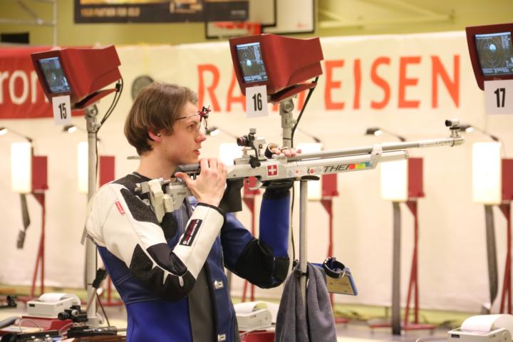 Iwan Bolzern, Kriens, pulverisierte den bisherigen Kantonalrekord richtiggehend und stellte mit 622,5 Punkten einen hervorragenden neuen Bestwert auf.