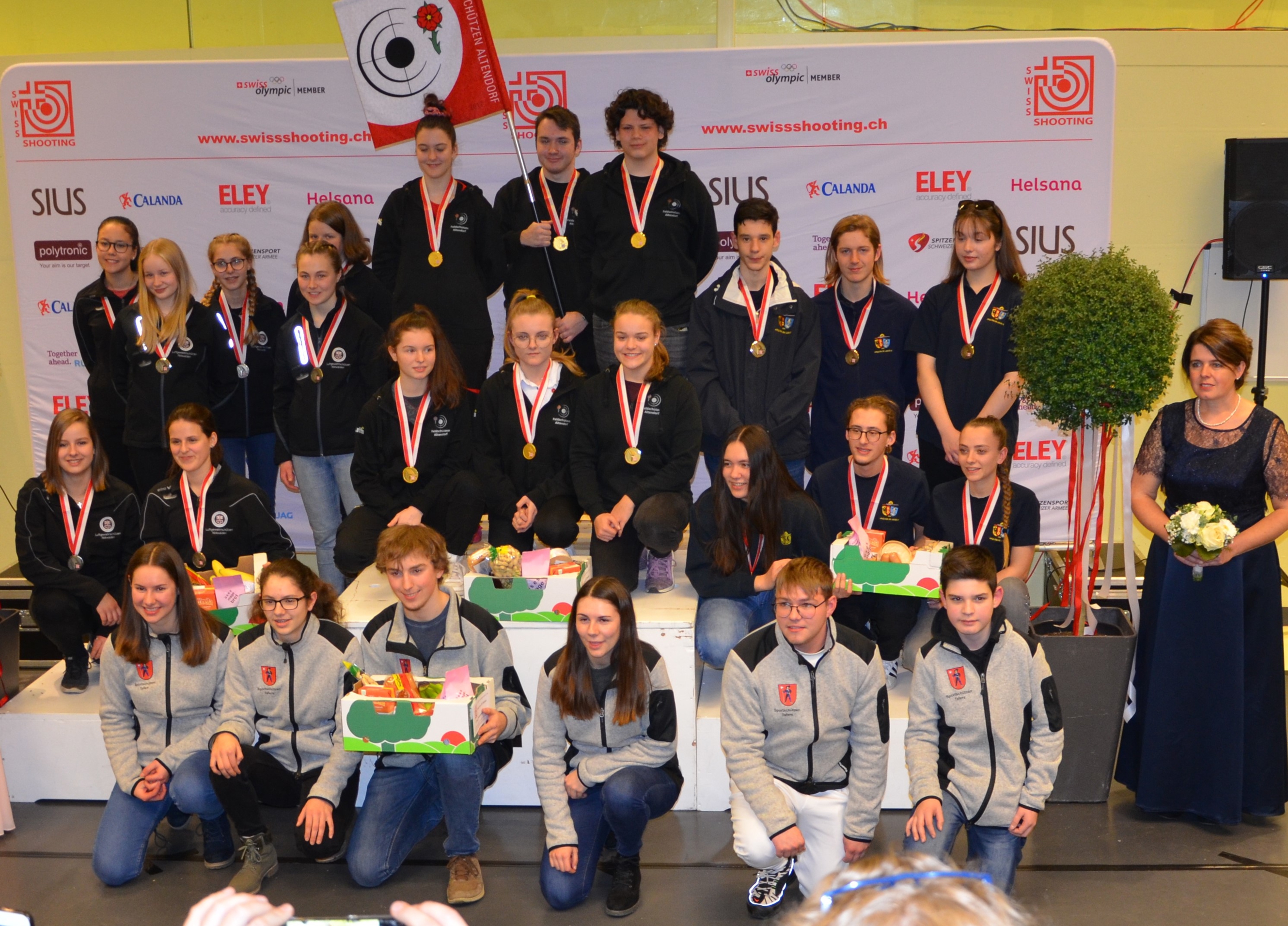 Altendorf (Mitte) sicherte ich den Mannschaftsmeistertitel der Junioren vor Nidwalden (links) und Genf (rechts).