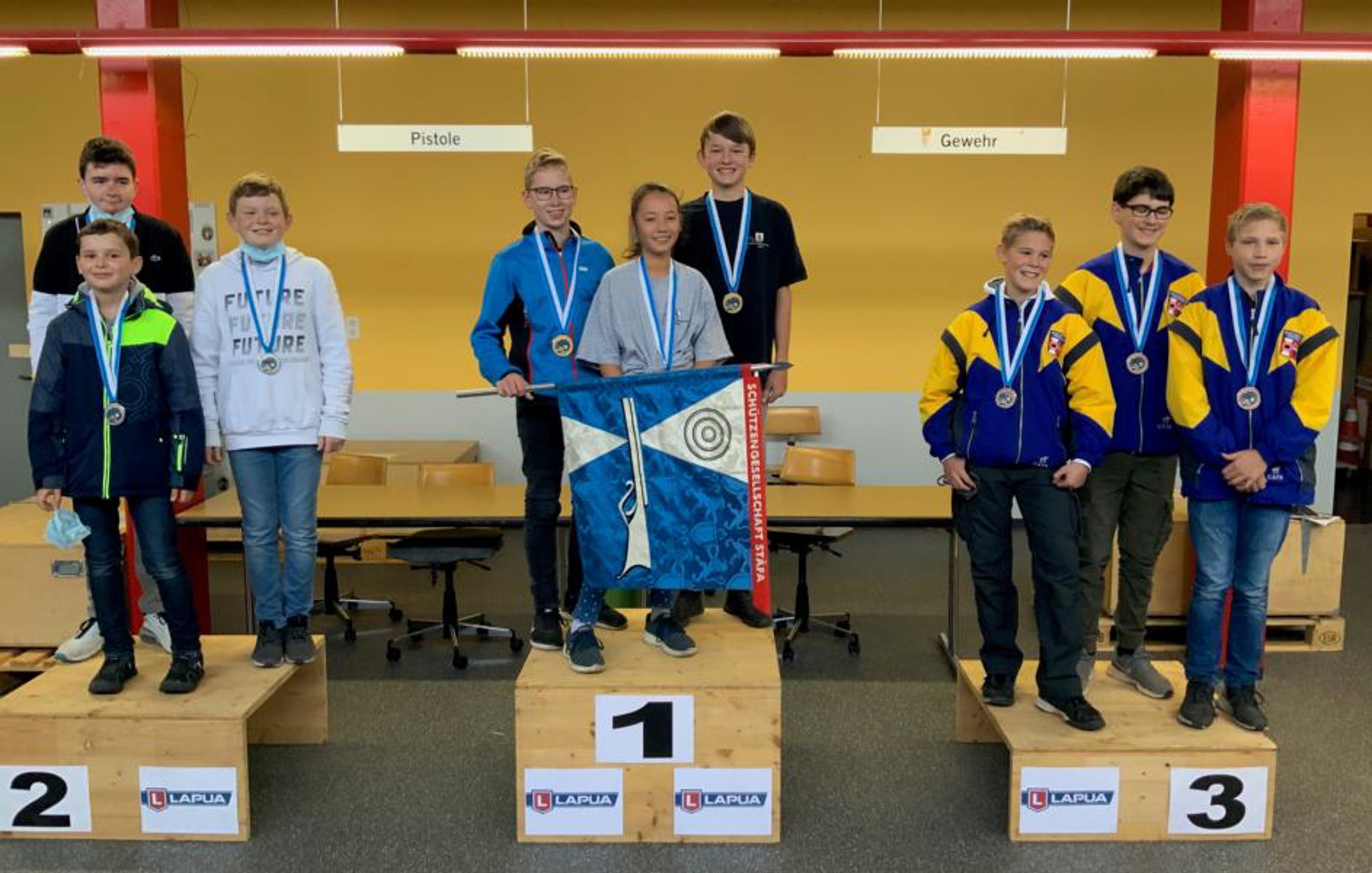 Sieger der Kategorie Jugend/U15 (v.l.):
SG Stäfa II (2.), SG Stäfa I (1.), SV Rickenbach (3.)