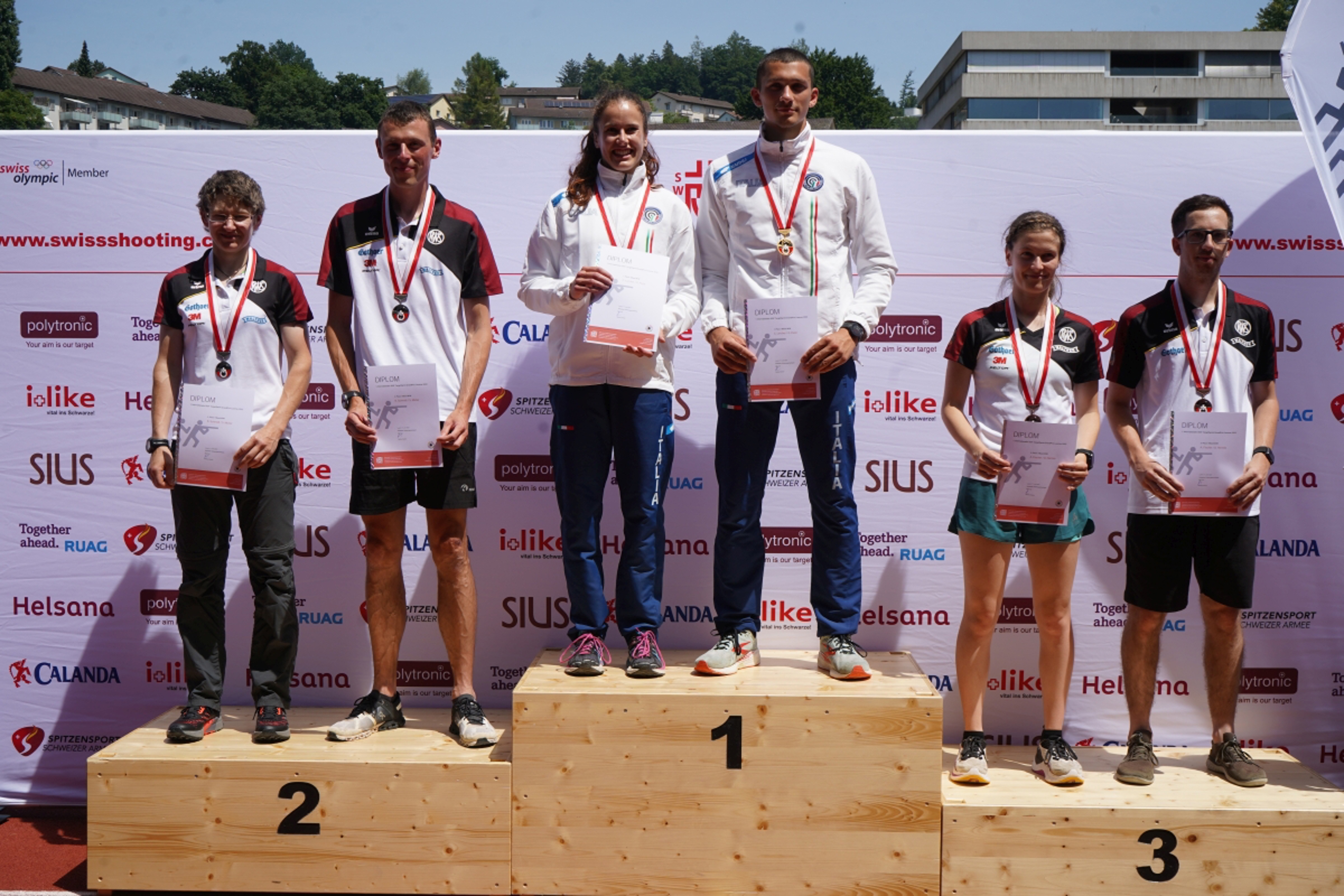 Mixed Team Women and Men: 1. Italien; 2. Deutschland 1; 3. Deutschland 2