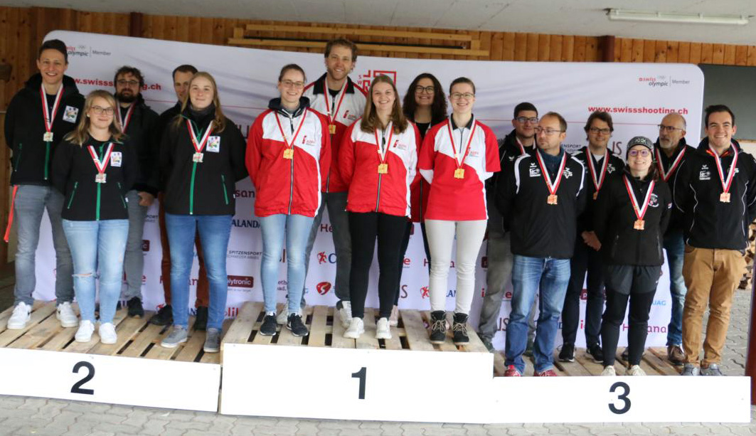 Die siegreichen Solothurner, flankiert von der Ostschweiz auf Platz 2 und den Dritten aus der Zentralschweiz