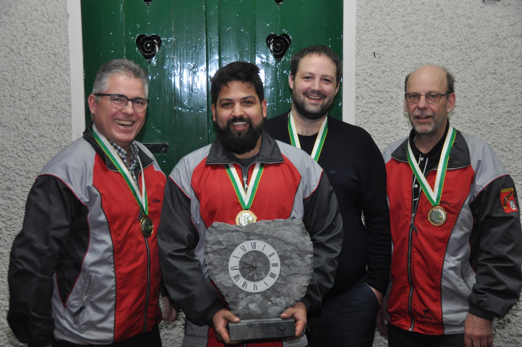 Die Gewinnergruppe Weinfelden 1 (v.l.): Alois Ullmann, Dylan Diethelm, Oliver Gerber und Hansjörg Hüppi