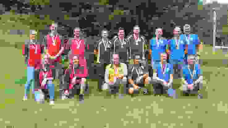 K800_elite.JPG Elite: 2. Hofstetten-Flüh Sportschützen 1 (Allemann Erika, Geissbühler Stefan, Gschwind Pascal, Jeger Sina, Schumacher Patrick); 1. Balsthal-Klus Freischützen 1 (Baumgartner Marco, Haefeli Marc-André, Haefeli Michael, Kissling Mario, Lusch Christian); 3. Trimbach Sportschützen 1 (Egger Hans, Graber Beat, Meier Thomas, Müller Fabian, Zuber Markus)