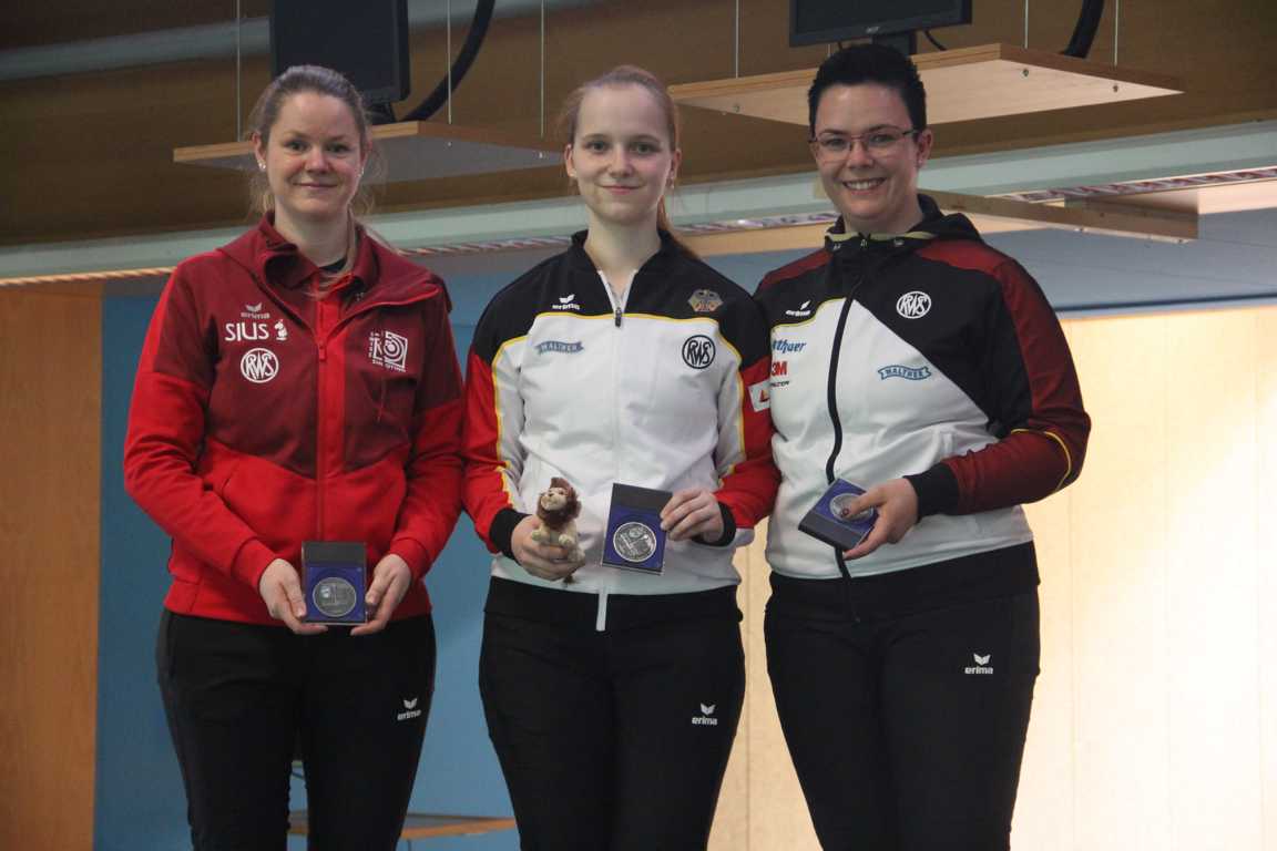 Barbara Schläpfer, Larissa Weindorf (GER) und Lisa Müller (GER).